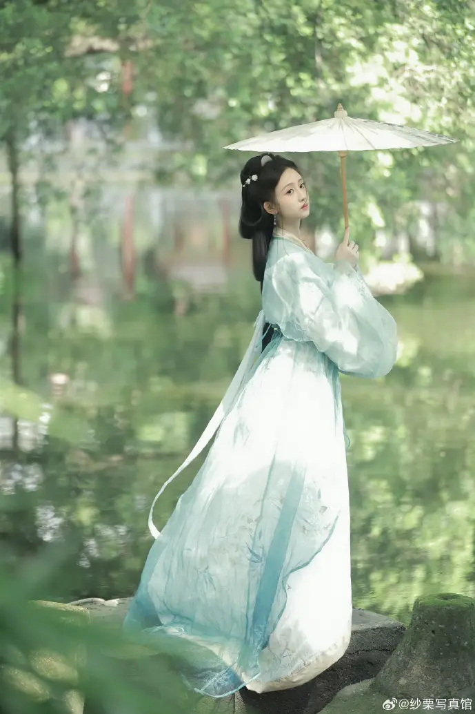 凤凰新闻界面截图